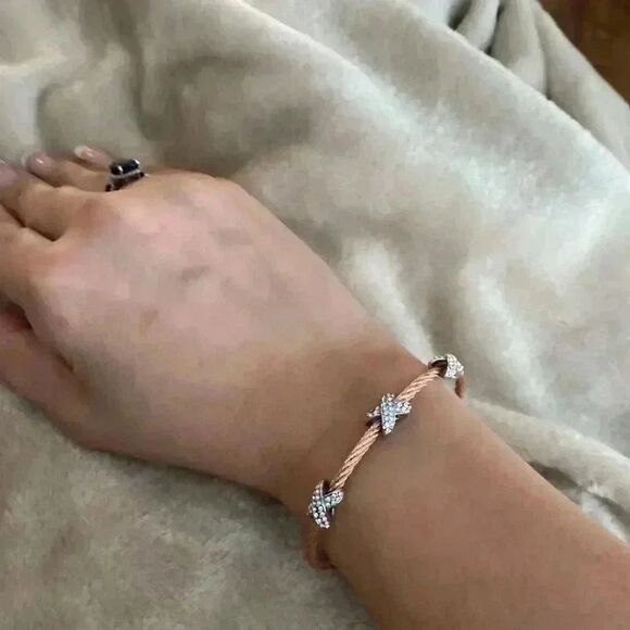 Designer bracelet, rose gold color with cubics - Picture 3 of 3